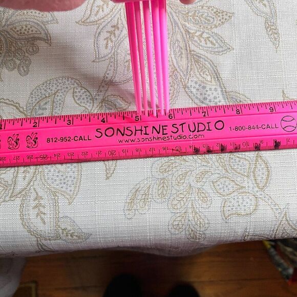 No Heat Curling PinβCurls Victory Rolls 2 Sizes Booklet PINK 1920 Vintage Look - Picture 4 of 16